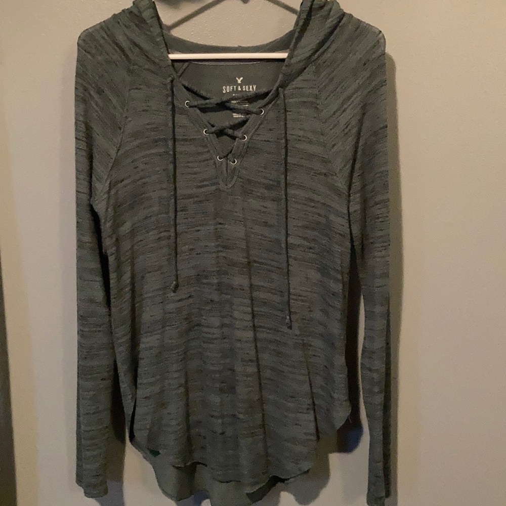 American Eagle long sleeve T-shirt